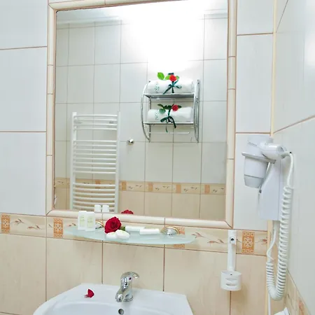 Hotell Leopolis 3*