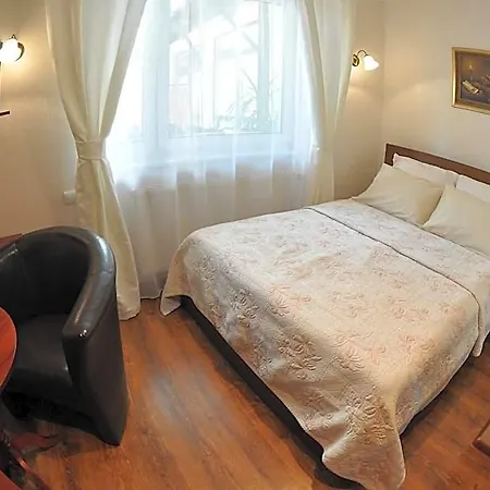 Hotel Leopolis 3*